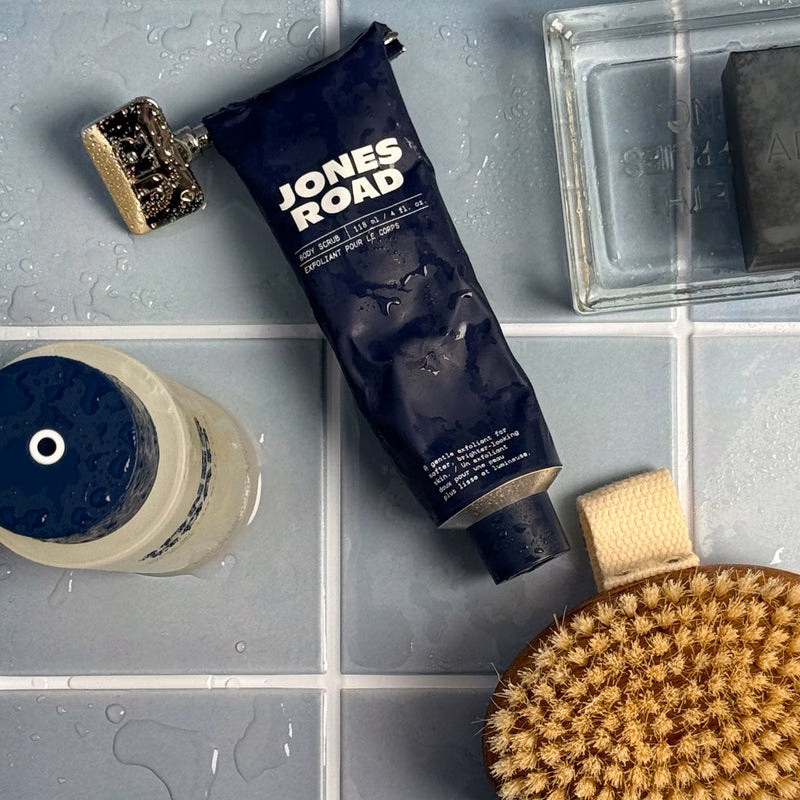 Body Scrub
– Jones Road