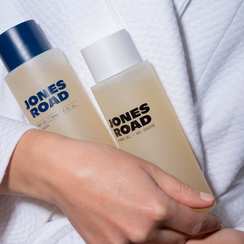 Shower Gel
– Jones Road